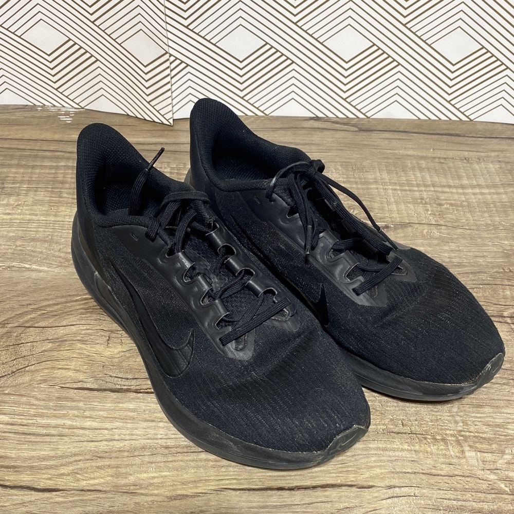 Nike Men's Black running Athletic Shoes